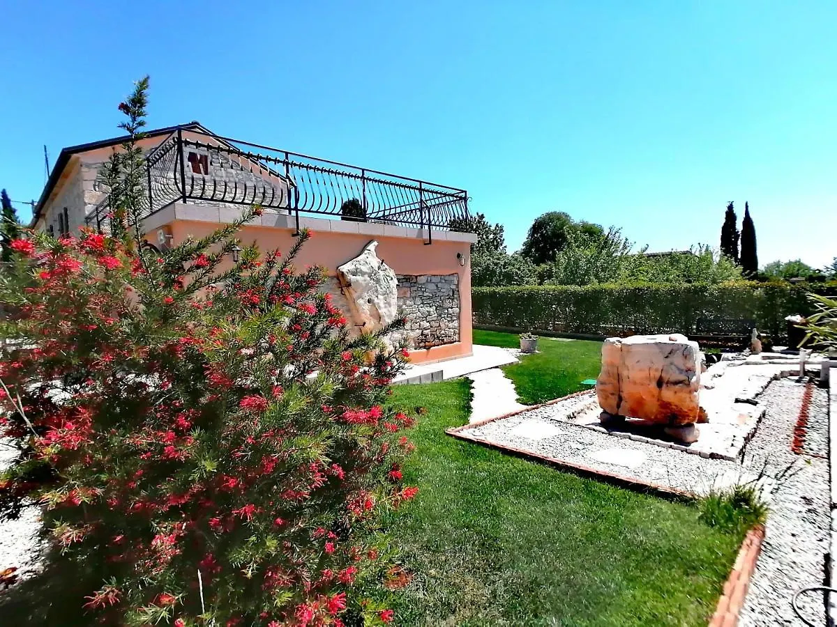 Villa Alma 0*, Kastelir Croatia